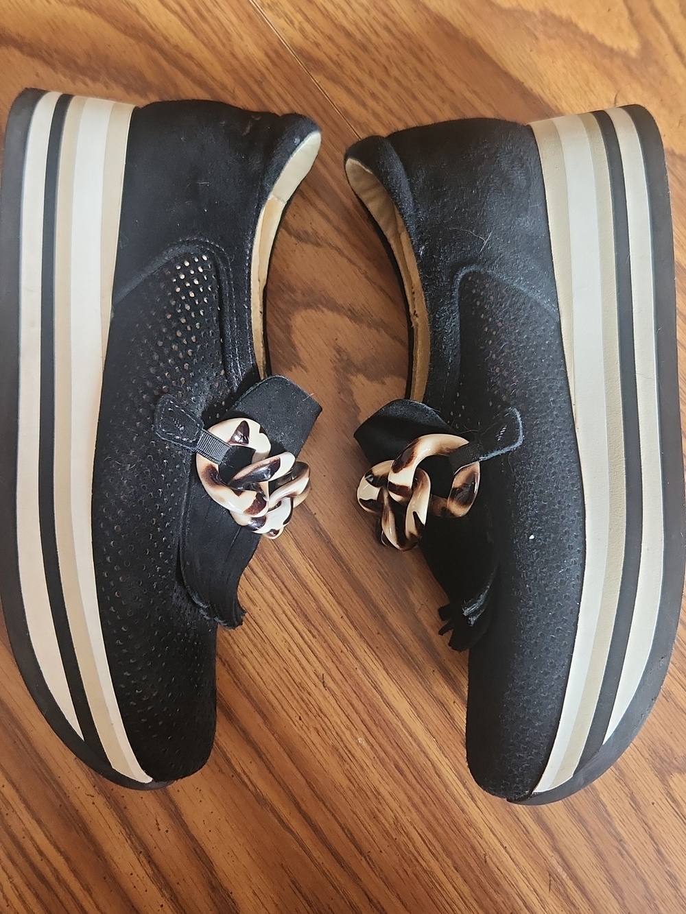 Women's Black Platform Sneakers with Tortoiseshell Chain Accent